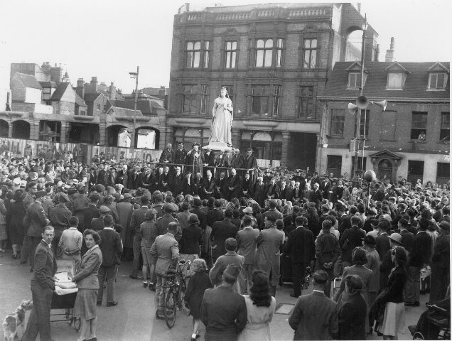 Mayor's VJ Speech, Reading