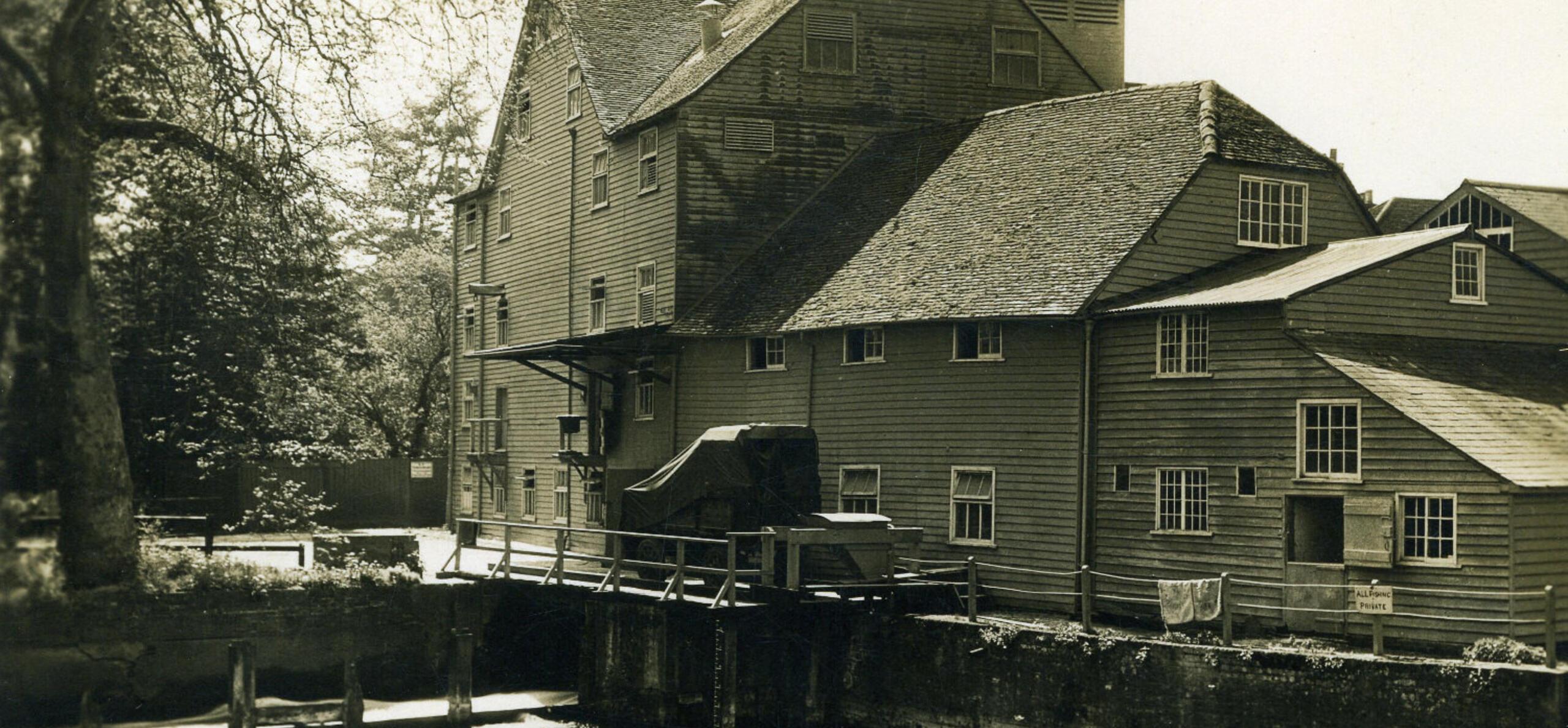 Sonning Mill near Reading (Mills Archive)
